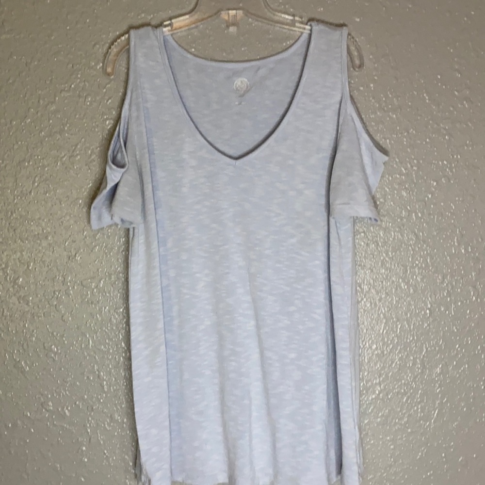 Women’s shirt
